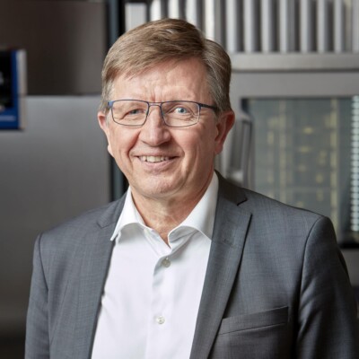Hans Ola Meyer Electrolux Prof Board